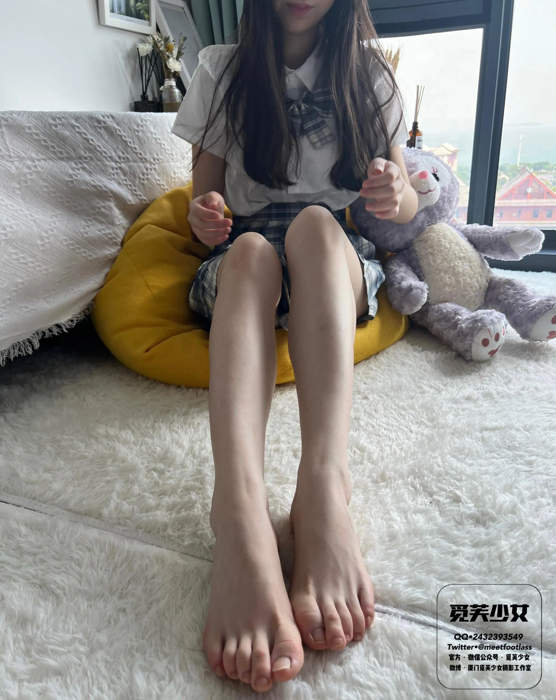 [觅芙少女]NO.003 风中摇曳的JK制服与18岁的青春一起绽放 [151P]插图9